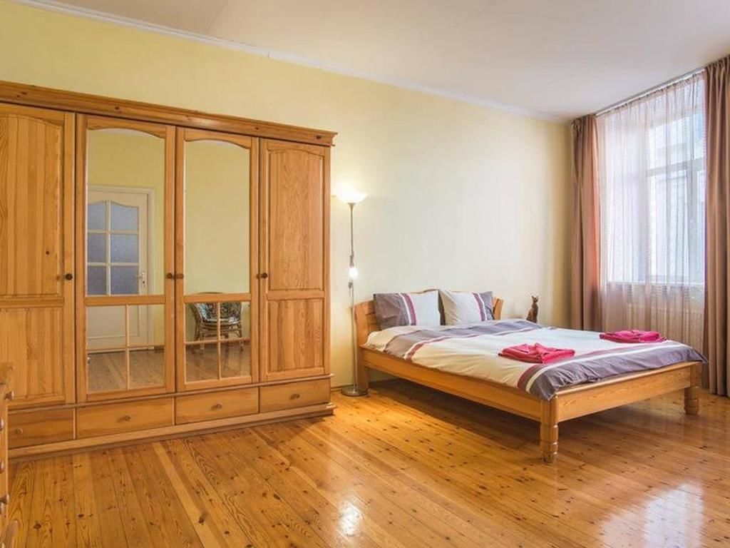 Апартаменты Riga Old City - 4 Bedroom Apartment Рига