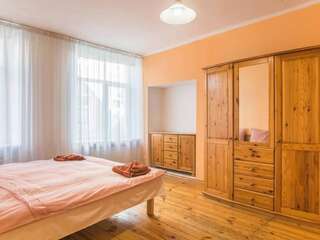 Апартаменты Riga Old City - 4 Bedroom Apartment Рига Апартаменты-21