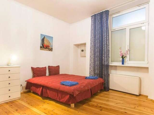 Апартаменты Riga Old City - 4 Bedroom Apartment Рига-35